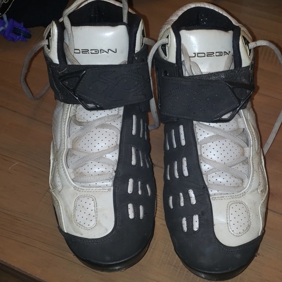 Jordan Other - Jordan football men/boys cleets.